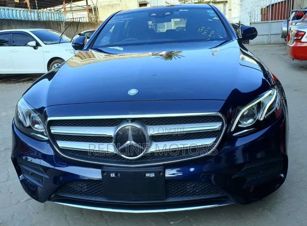 Mercedes-Benz E200 2018 Matt Black