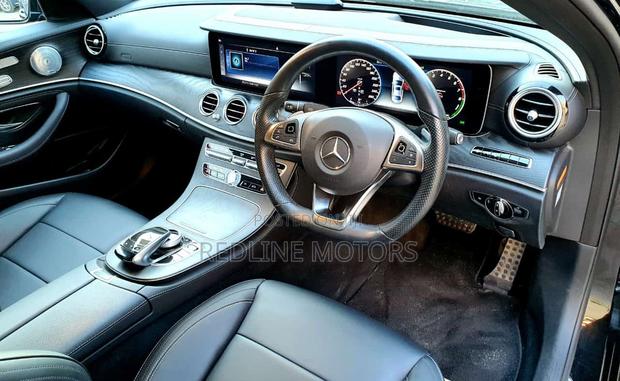 Mercedes-Benz E350e 2018 Black