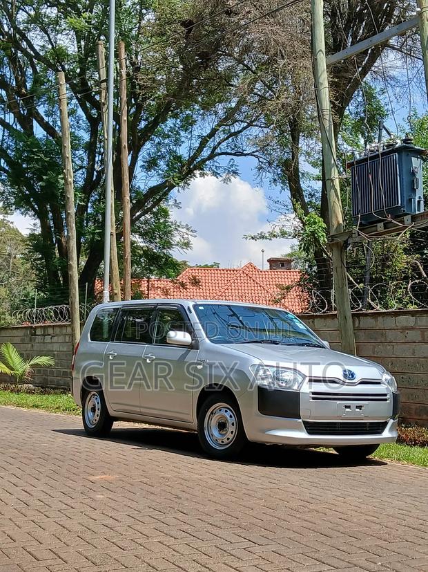 Toyota Succeed 2018 Silver