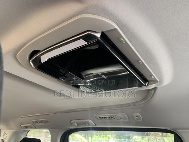 Toyota Alphard 2.5 Petrol FWD 2017 Teal