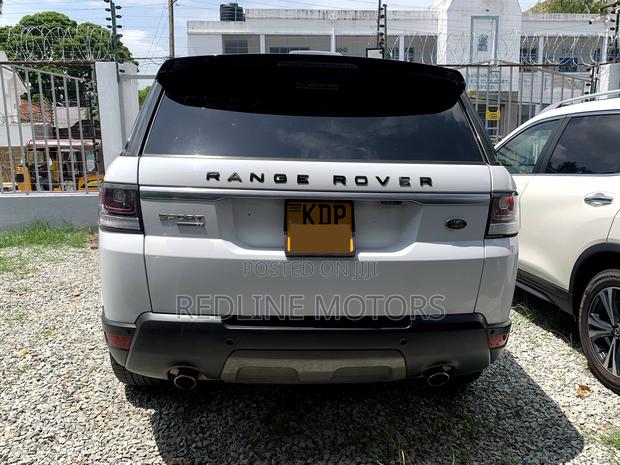 Land Rover Range Rover Sport SE 4x4 (3.0L 6cyl 8A) 2017 White