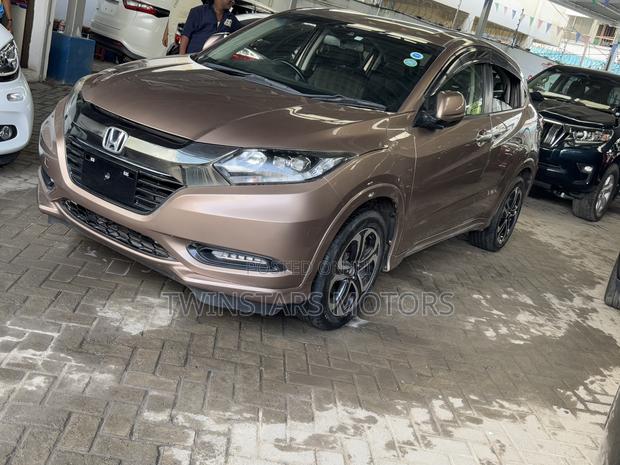 Honda Vezel 1.5 Hybrid 4WD 2018 Black