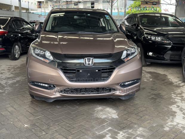 Honda Vezel 1.5 Hybrid 4WD 2018 Black