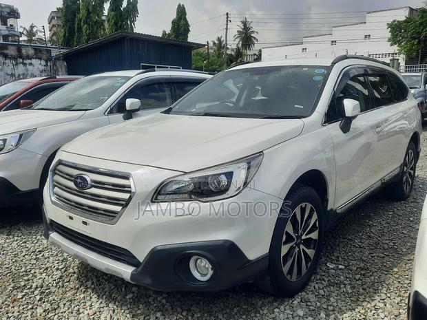 Subaru Outback 2.5i AWD 2016 White
