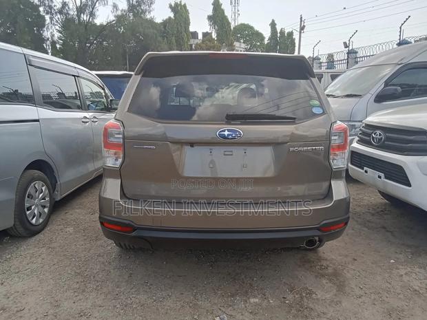 Subaru Forester 2.5i Limited AWD 2018 Brown
