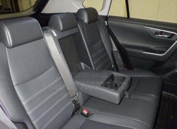 Toyota RAV4 2019 Off white