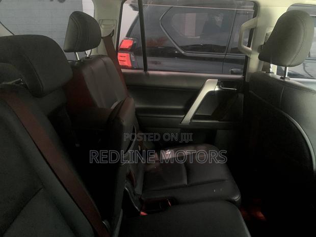 Toyota Land Cruiser Prado 2.8 D-4D 2016 Black