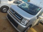 Suzuki Wagon R 2017 Silver for sale