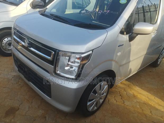 Suzuki Wagon R 2017 Silver