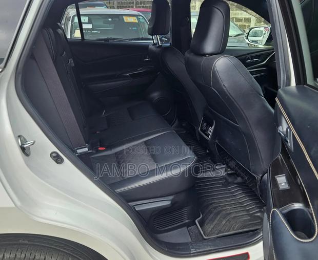 Toyota Harrier 2.0 Turbo 4WD 2018 White