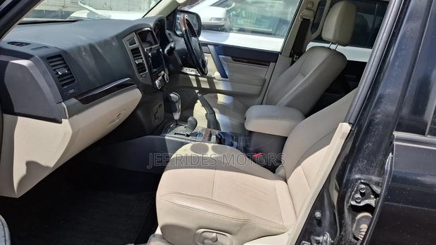 Mitsubishi Pajero V80 3.2 DI-D 2017 Black
