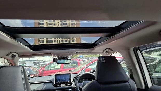 Toyota RAV4 Adventure 2019 White