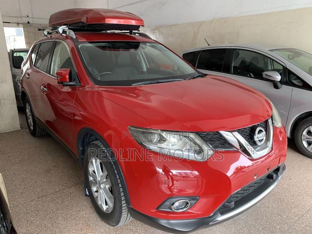 Nissan X-Trail 2.0 Petrol FWD 2017 Red
