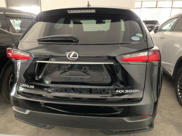 Lexus NX 300h Base 4x4 (2.5L 4cyl 2A) 2017 Matt Black