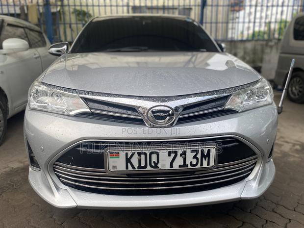 Toyota Corolla Fielder 1.5 Petrol FWD 2017 Silver