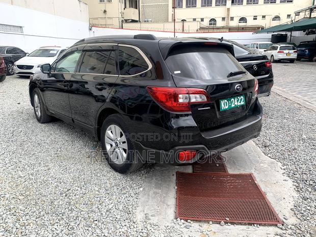 Subaru Outback 2.5i AWD 2017 Black
