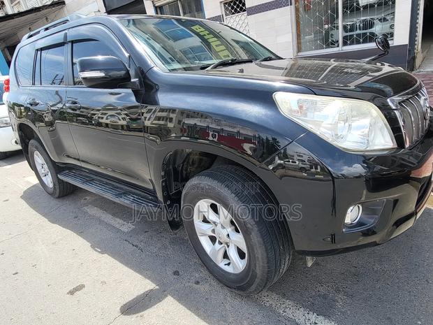 Toyota Land Cruiser Prado 2012 Black