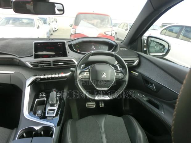 Peugeot 3008 2018 Burgundy