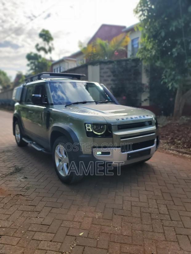 Land Rover Defender X-Dynamic HSE 2021 Green