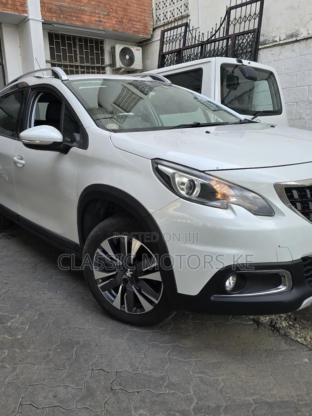 Peugeot 2008 1.2 PureTech (130 Hp) 2018 White