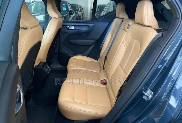 Volvo XC40 2017 Blue