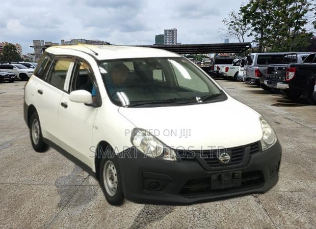 Nissan Advan 2017 White