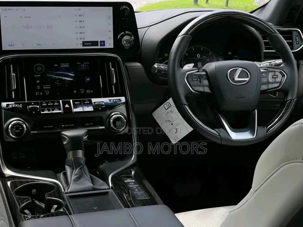 Lexus LX 2023 Black