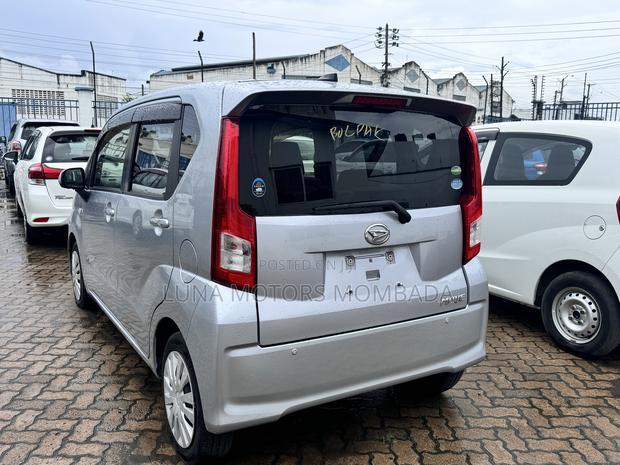Daihatsu Move 2017 Silver