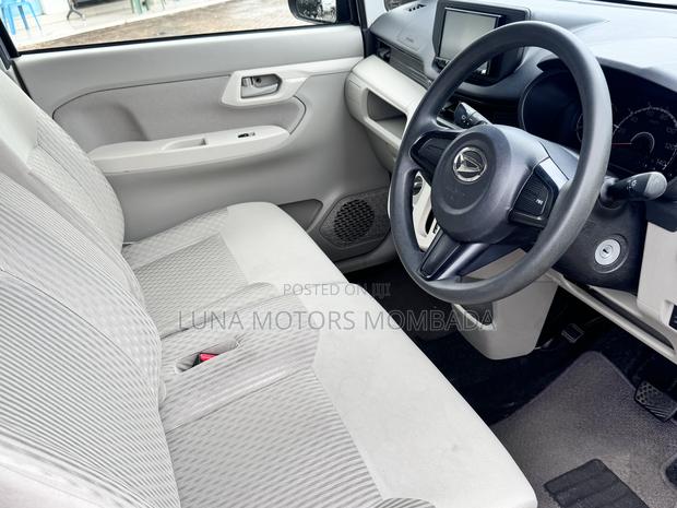 Daihatsu Move 2017 Silver