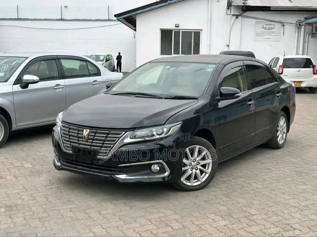 Toyota Premio 1.5 FWD 2018 Black