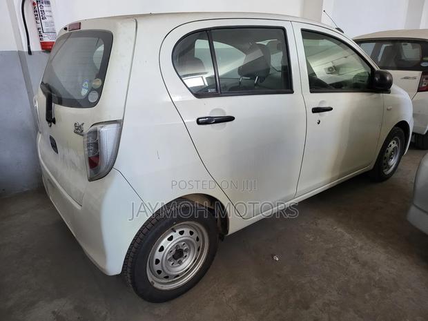 Daihatsu Mira 2017 White