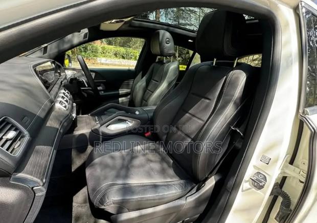 Mercedes-Benz GLE-Class GLE 400d 4MATIC 2020 White