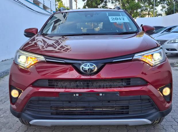 Toyota RAV4 2017 Red