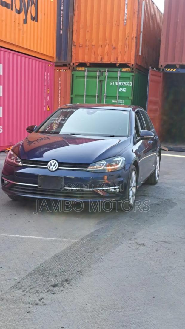 Volkswagen Golf TSI S FWD 2018 Black