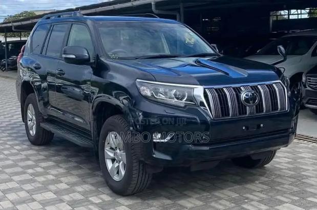 Toyota Land Cruiser Prado 2.7 2018 Green