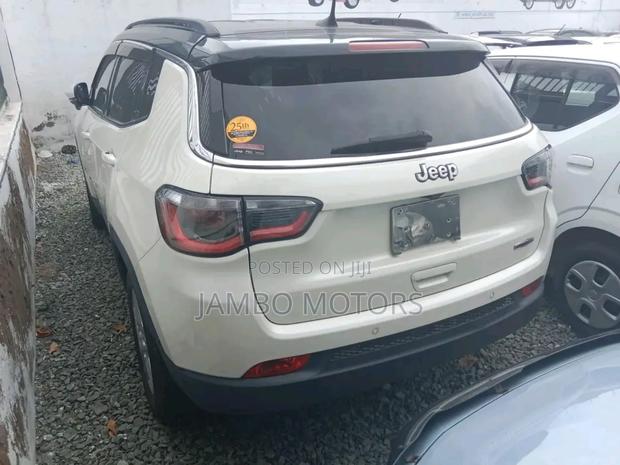 Jeep Compass Latitude 4x4 2018 White