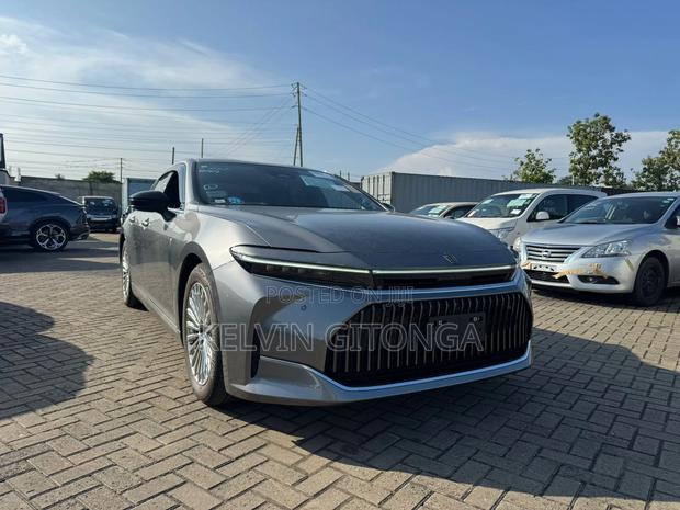 Toyota Crown 2020 Matt Black