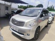 Toyota Noah 2013 Silver for sale