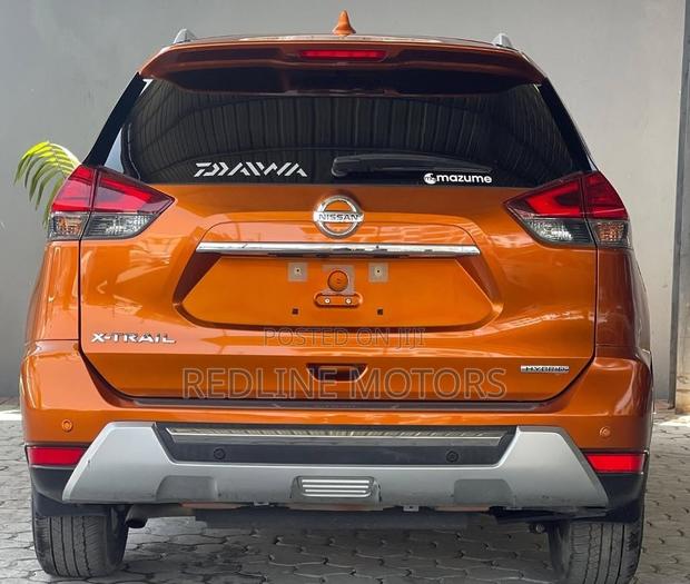 Nissan X-Trail 2.0 Hybrid AWD 2017 Orange