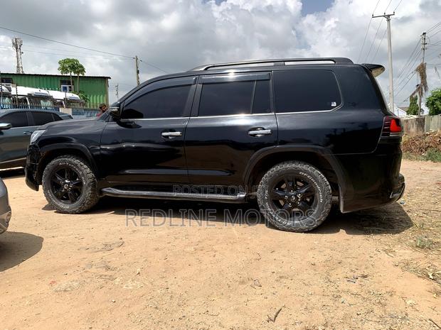 Toyota Land Cruiser 5.7 V8 VX-S 2012 Black