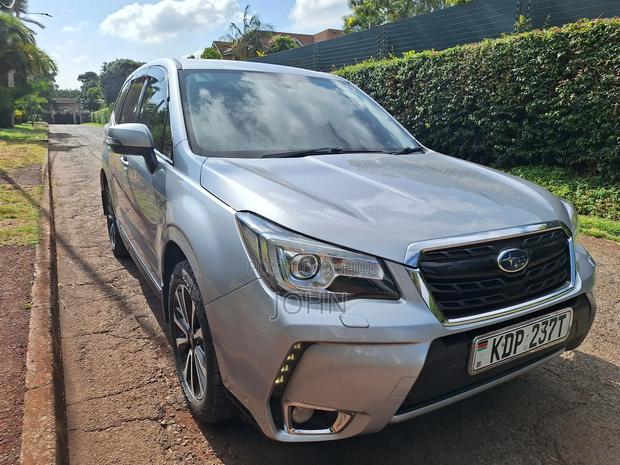 Subaru Forester 2.0XT Touring AWD 2017 Silver