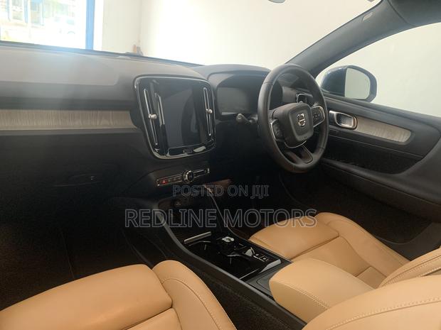 Volvo XC40 T3 Petrol FWD 2018 Blue