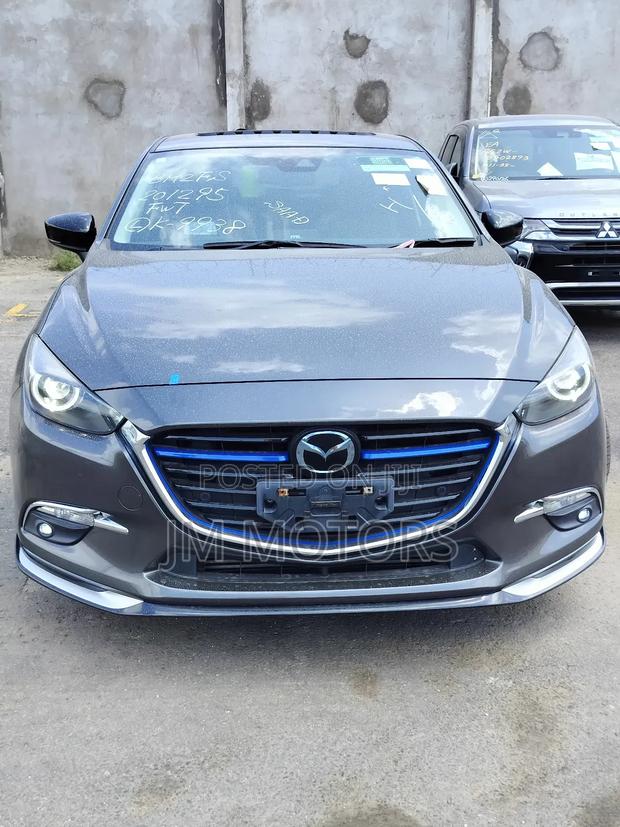Mazda Axela 2018 Silver