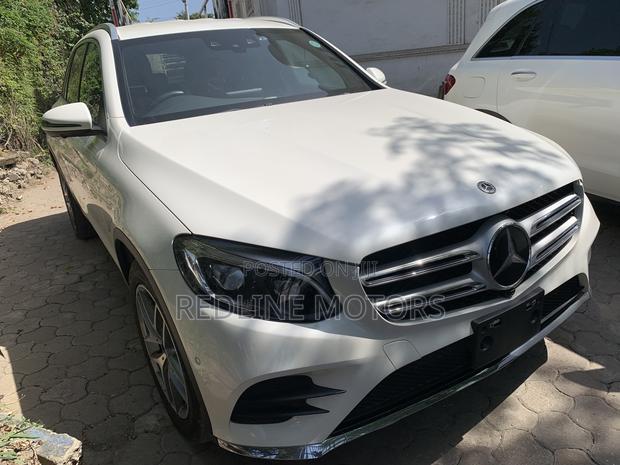 Mercedes-Benz GLC-Class 2018 Off white