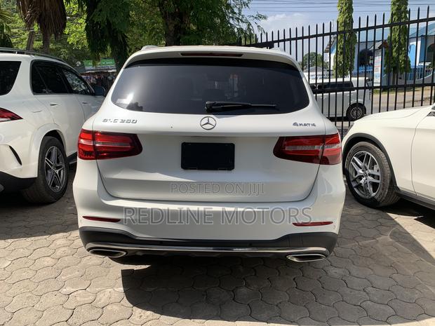 Mercedes-Benz GLC-Class 2018 Off white