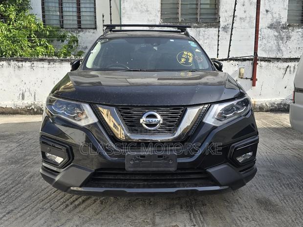 Nissan X-Trail 2.0 Hybrid AWD 2017 Black