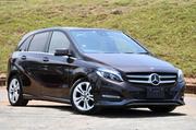 Mercedes-Benz B-Class B180 Petrol 2017 Brown for sale