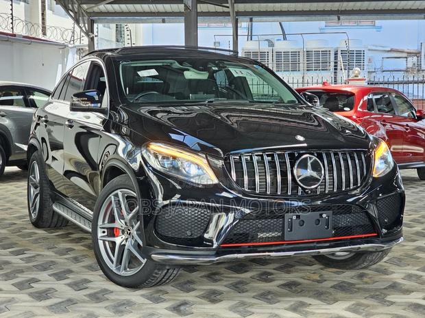 Mercedes-Benz GLE-Class GLE 350d 4MATIC 2017 Black