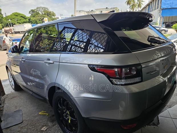 Land Rover Range Rover Sport 2018 Silver