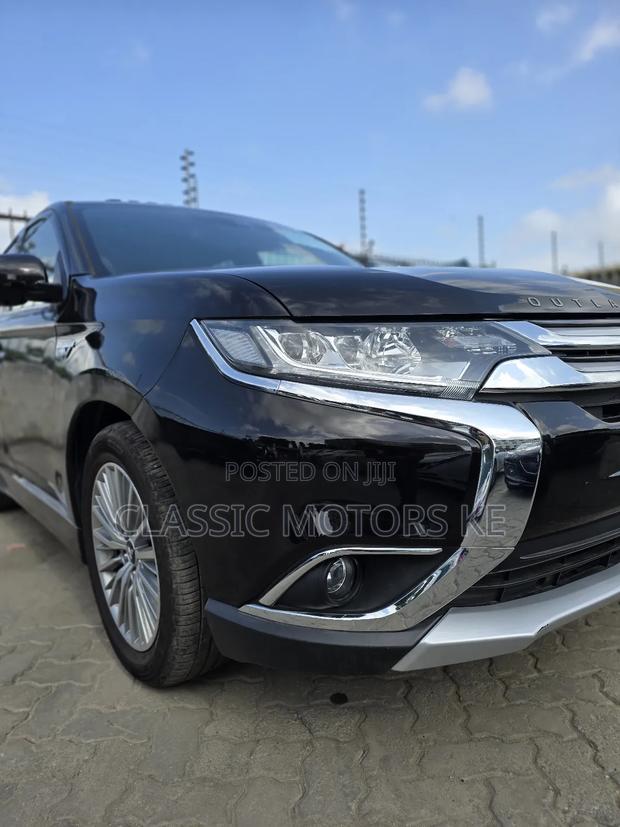 Mitsubishi Outlander 2.0 PHEV AWD 2018 Black
